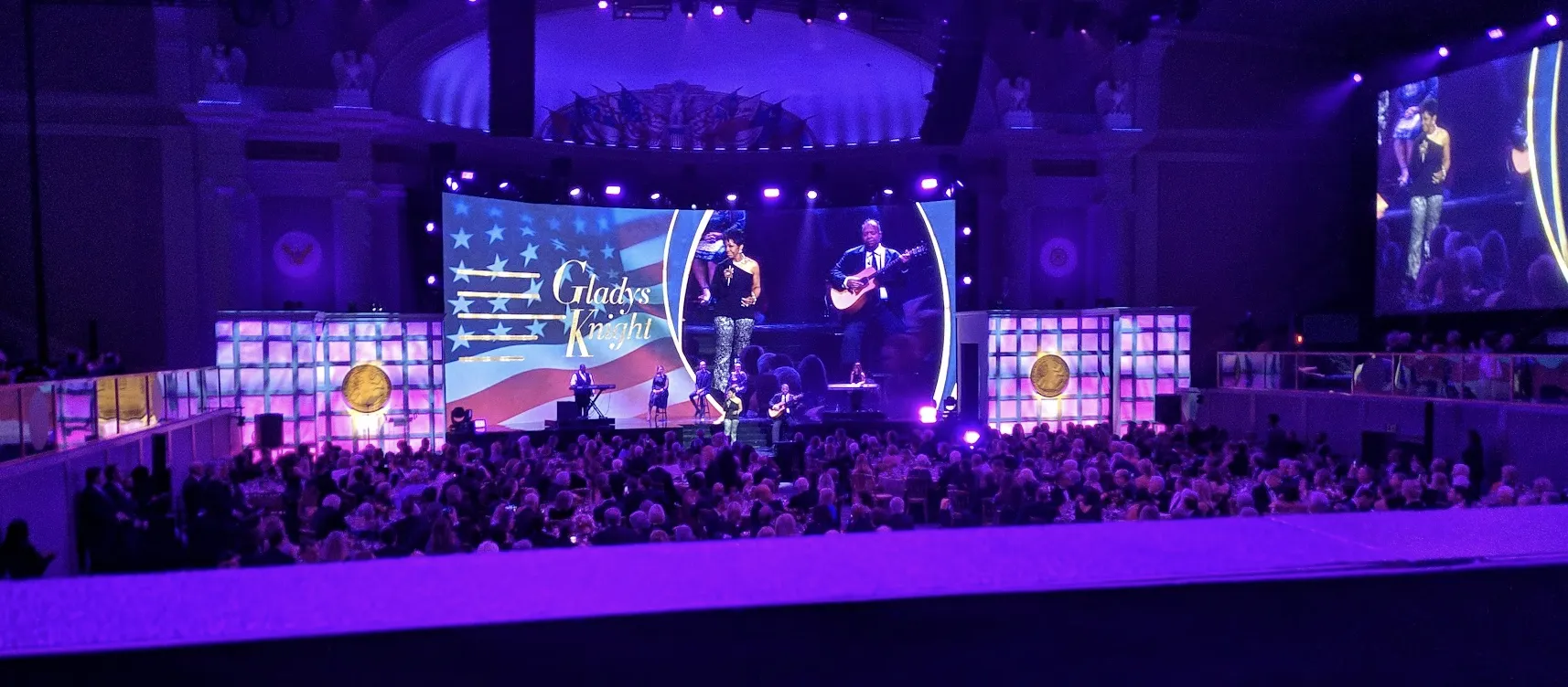 Gladys Knight at conference hall